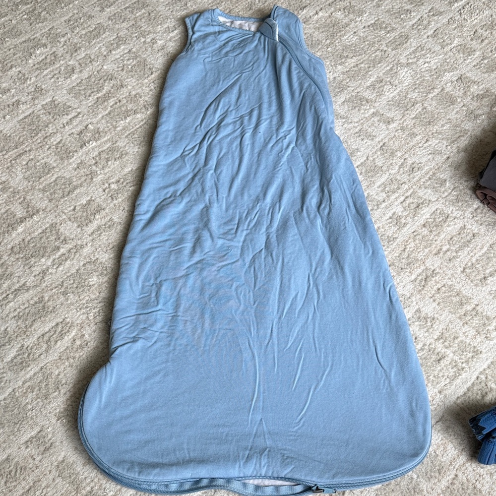 Kyte BABY Light Blue Sleeveless Wearable Blanket